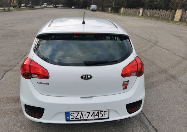 Kia Ceed cena 43999 przebieg: 71000, rok produkcji 2017 z Zawiercie małe 326